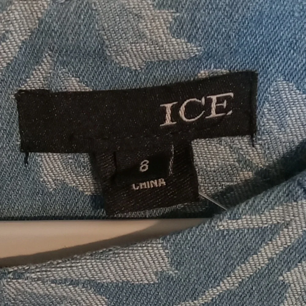 Ice Blue Flor Lightweight Deniml Midi Dress - Picture 4 of 7